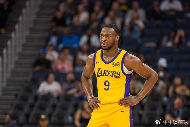 英超-萨拉赫点射加克波破门 利物浦2-0曼城